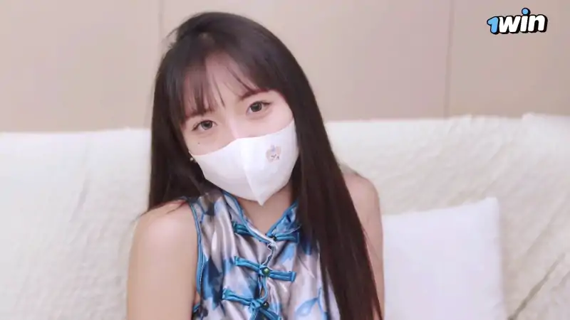 爱玩熊熊 旗袍白丝 [1V//819M]