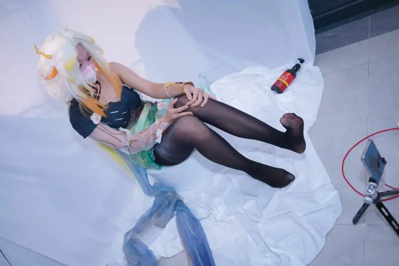 沐沐酱baby – [福利订阅] 23分钟 [8K私人定制+私拍] [241P+3V/8.90G]