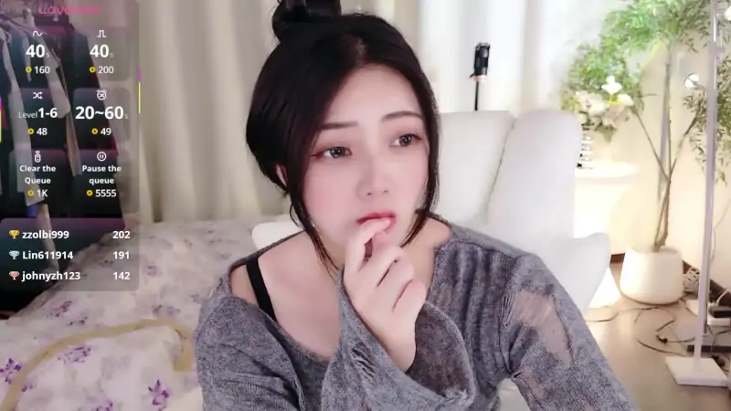 主播【yangyang-777】丝袜福利完美大肉臀肉感身材 49部合集3 [12V/13G]