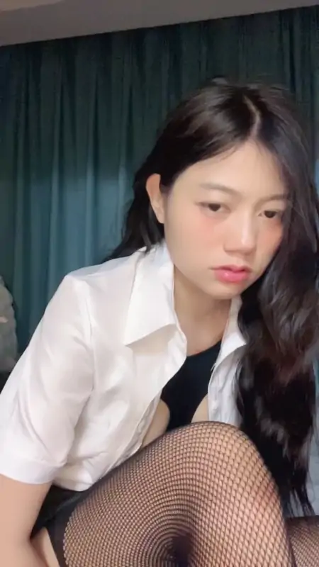 气质御姐【新人桃子】情趣黑丝丝袜高跟 最新19部合集1 [11V/8.31G]