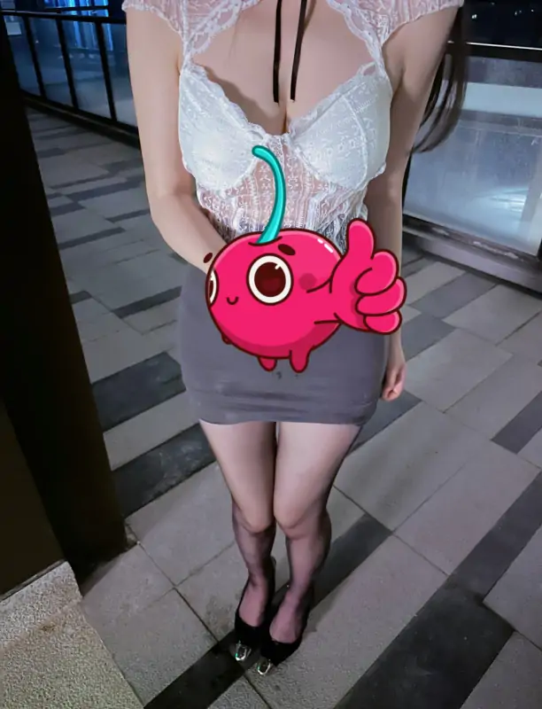 小美miyoki – 新作 [288门槛] 8分钟 紫色丝袜+双马尾JK水手服牛奶 [132P2V/590MB]