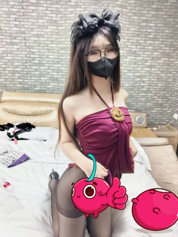 琳宝@LGGGhr – 新作 [520门槛] 10分钟 第2弹后续 黑丝 [276P1V/1.43G]