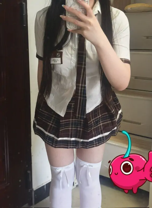 一只cat@cat77336707 – 新作 [520门槛] 20分钟 双马尾订阅 [45P2V/1.23G]