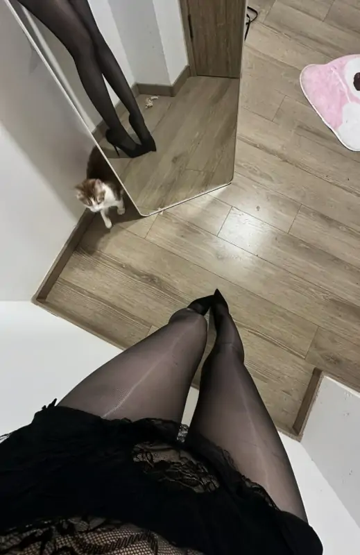 乖乖犬@guaiguaigou – 新作 [399门槛] [完整版] 12分钟 Cos豹纹黑丝 [264P3V-1.58G]